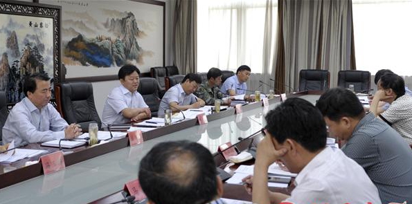 陳星主持召開市政府常務(wù)會議
