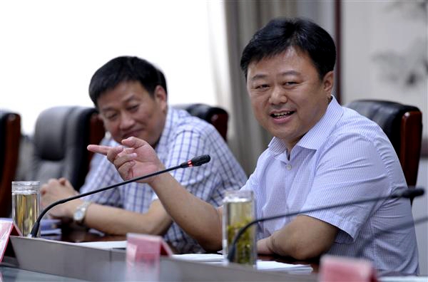 駐馬店召開創(chuàng)建國家衛(wèi)生城市推進會議