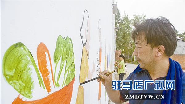 文明繪畫(huà)點(diǎn)亮農(nóng)村環(huán)境.jpg