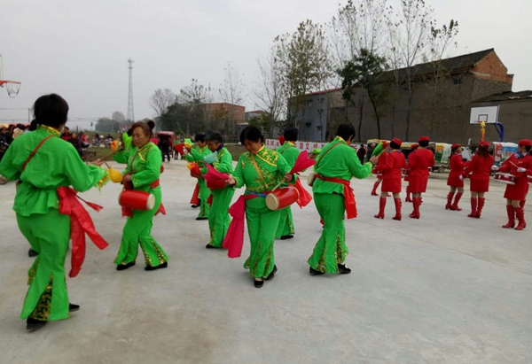 上蔡農村民間藝術展演嗨翻天