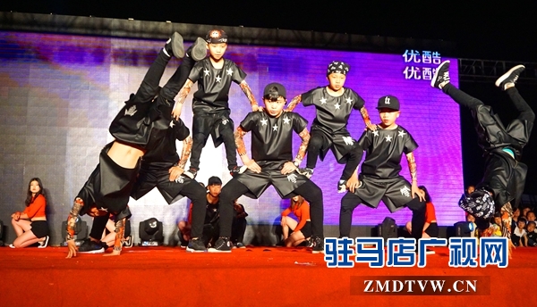舞蹈《青春綻放》.jpg