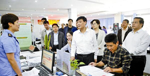 余學友到遂平調(diào)研全面深化改革工作