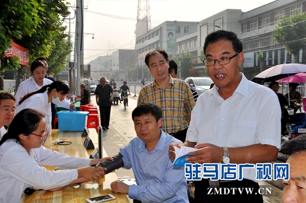 （圖一、副縣長(zhǎng)侯杰親臨現(xiàn)場(chǎng)指導(dǎo)）.JPG