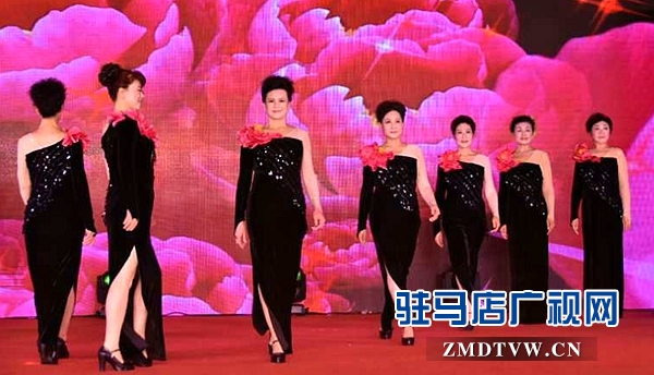 天中麗人模特隊榮獲＂金色年華＂風(fēng)采大賽牡丹金獎