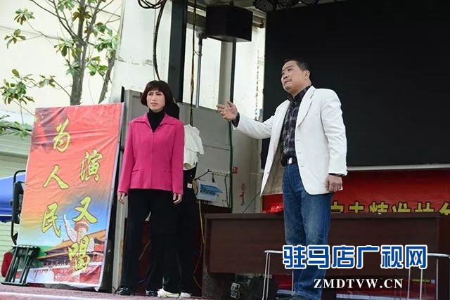 06上蔡優(yōu)秀第一書記事跡搬上舞臺，豫劇現(xiàn)代戲《扶貧天使》今日首演！.jpg