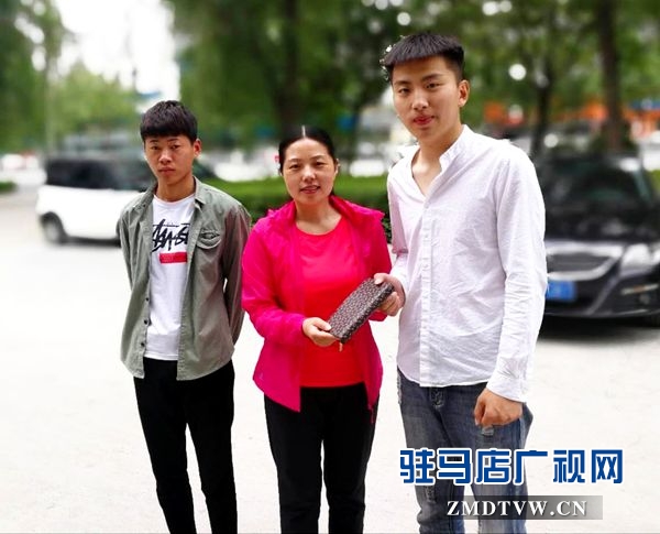 兩名學(xué)生身份證準(zhǔn)考證丟失 媒體助力1小時找回