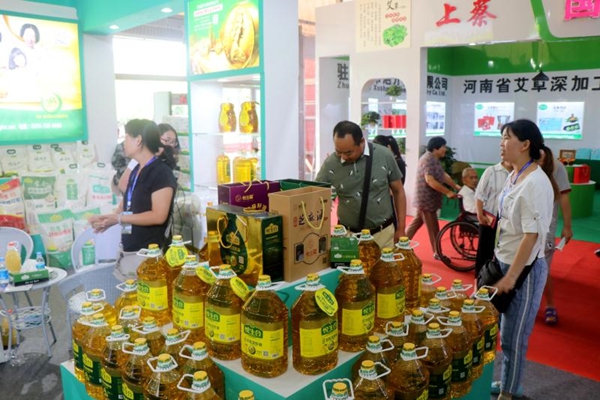 “悅生合”系列產(chǎn)品再獲中國農(nóng)加工洽談會(huì)金獎(jiǎng)