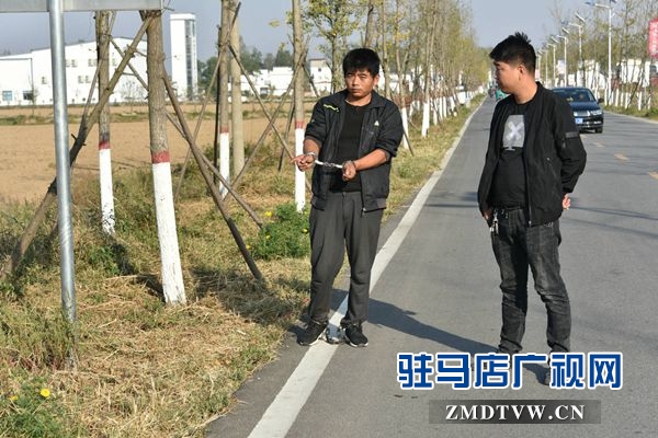 狗肉湯鍋店老板夫婦白天賣狗肉，晚上用弩和毒鏢盜狗