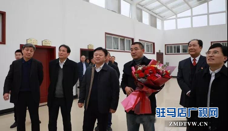 陳星深入市重點(diǎn)企業(yè)走訪慰問(wèn)