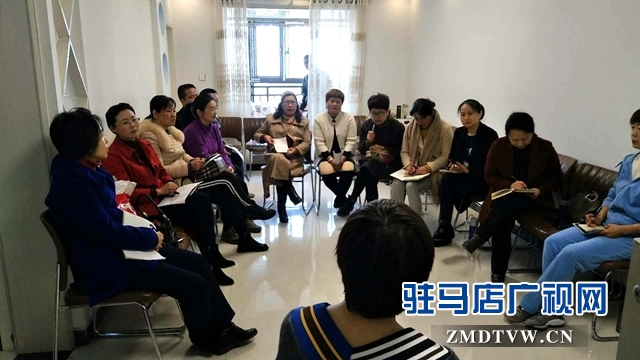 開展心理疏導(dǎo)培訓(xùn) 關(guān)注青少年心理健康