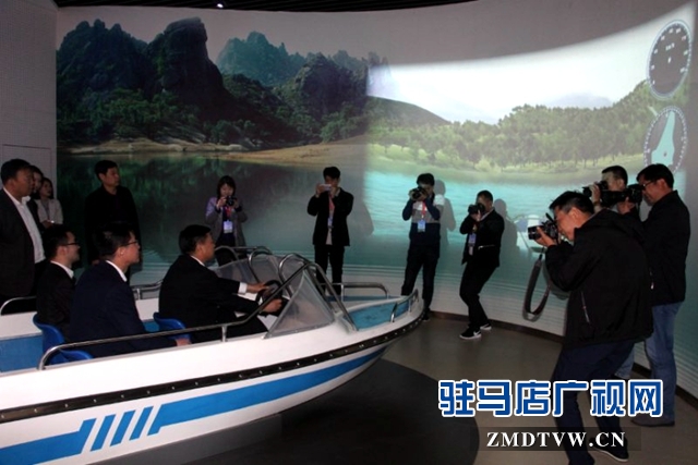 中央、省市媒體記者到遂平縣規(guī)劃綜合展示中心感受遂平發(fā)展