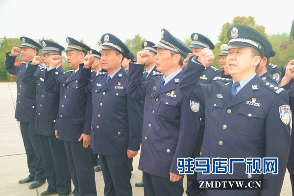                    金橋派出所開展“緬懷革命先烈，重溫入黨誓詞”主題活動 
