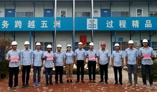 【視頻】中建七局新蔡項目部為2019高考學(xué)子加油