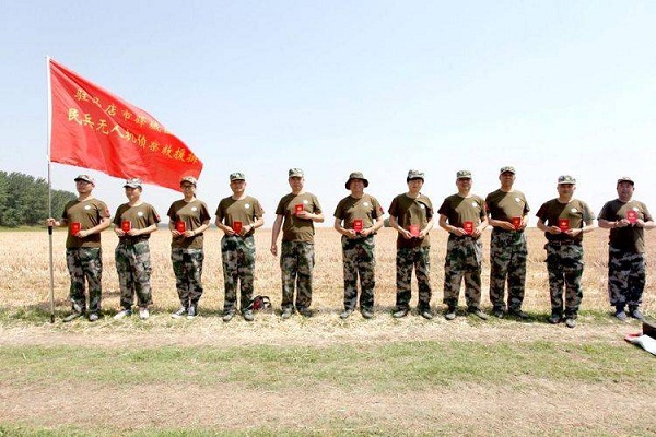 駐馬店市航拍協(xié)會無人機(jī)偵察救援排民兵首次開展野外訓(xùn)練