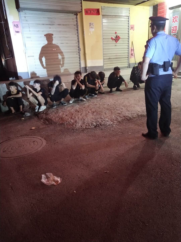 雪松派出所對溫州步行街開展專項(xiàng)集中清查