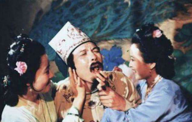 紅樓夢(mèng)頭號(hào)猥瑣男，被發(fā)配邊疆，是這3件事惹的禍