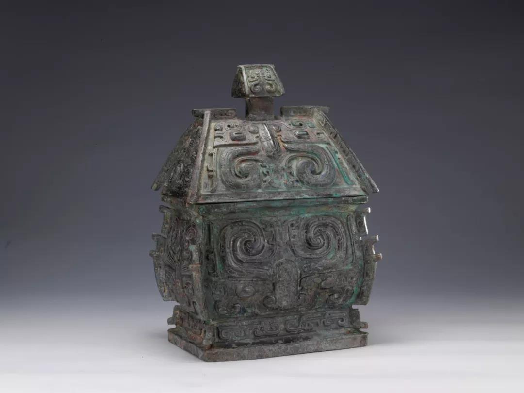 山西青銅博物館開館 | 2000余件國(guó)之重器從遠(yuǎn)古睡夢(mèng)中醒來(lái)，青銅變王者 