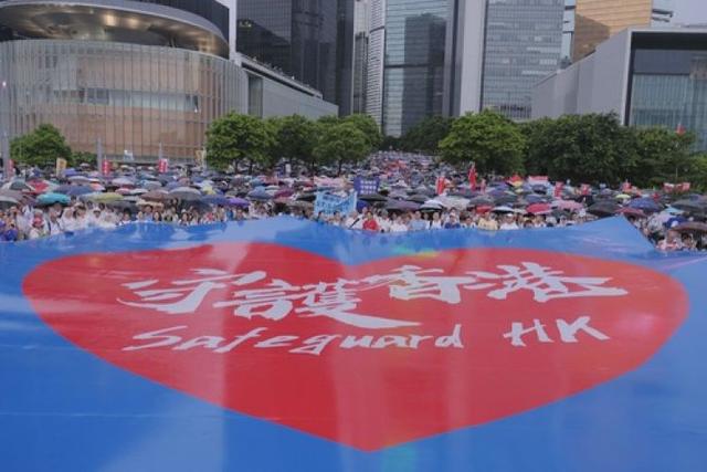 忍無可忍，終于出手了！這一次香港人不再沉默，這個決定非同尋常 