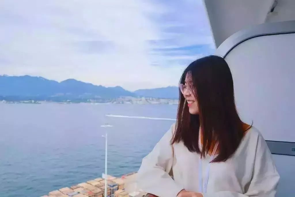 抽獎超過三百萬的中國錦鯉女孩信小呆，現(xiàn)在過得并不如意？ 