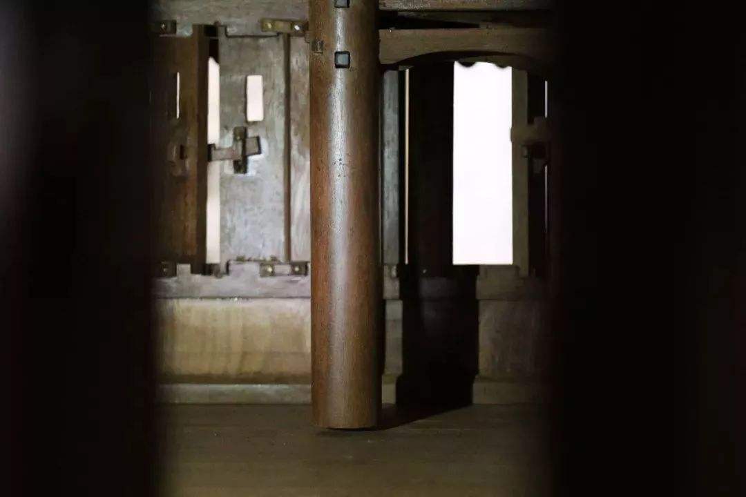 臺(tái)風(fēng)侵襲臨海古城：當(dāng)古建筑遭遇洪水猛獸，我們?cè)撊绾螒?yīng)對(duì)？ 