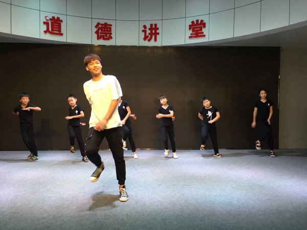 市文化館公益培訓點亮少兒“藝術(shù)夢”