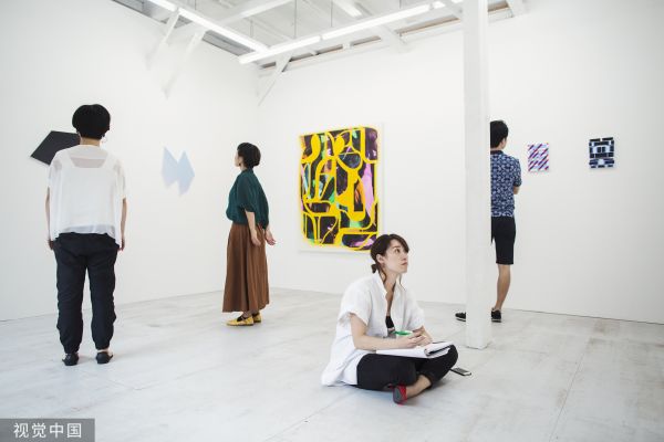 俄媒：為什么中國年輕人越來越不愛發(fā)朋友圈了？