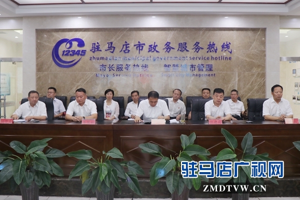 副市長賈迎戰(zhàn)接聽12345政務(wù)服務(wù)熱線  群眾都反映了啥？