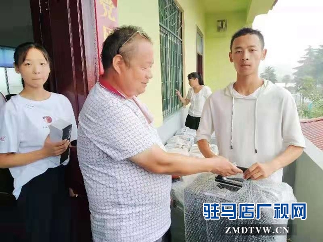 克服困難 互比學習 上蔡貧困龍鳳兄妹雙雙上一本