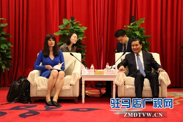 武國定會見歐盟駐華代表團