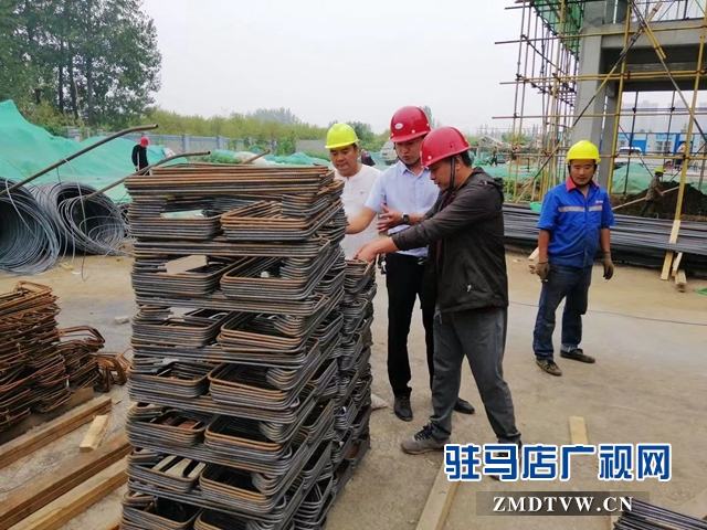 中秋來(lái)臨 愛(ài)心企業(yè)慰問(wèn)孤寡老人