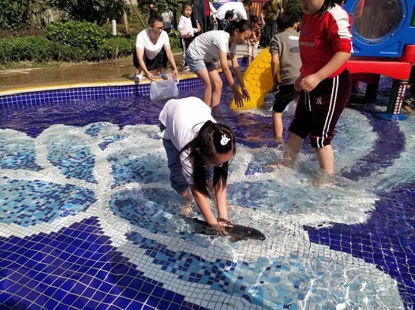“繽紛夏日，魚樂無限”碧桂園清月灣業(yè)主活動圓滿結(jié)束！