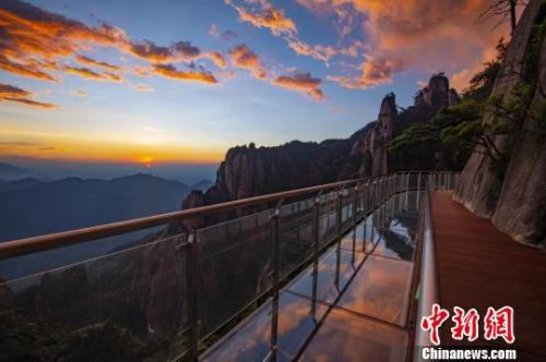 國慶前多地景區(qū)門票宣布降價 “十一”你去哪打卡？