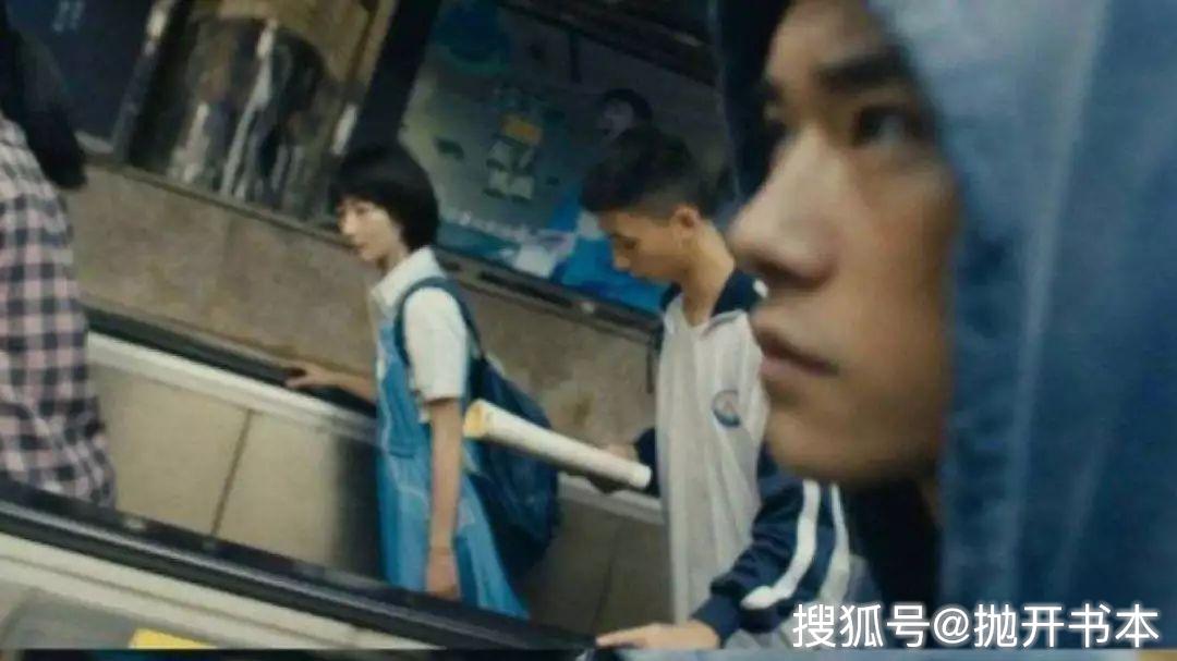 《少年的你》，校園暴力只是殼，兩個沒有未來的人如何相互取暖才是核 