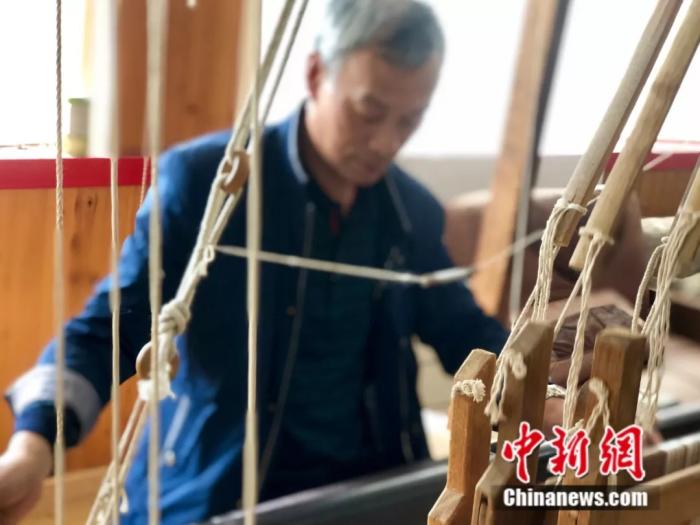 西漢人有多精致？輕薄透視裝、保健防蚊枕了解一下