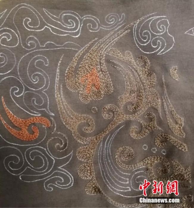 西漢人有多精致？輕薄透視裝、保健防蚊枕了解一下