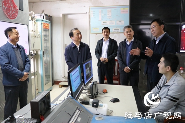 戚存杰一行到駐馬店廣播電視臺 駐馬店日報社看望慰問新聞工作者