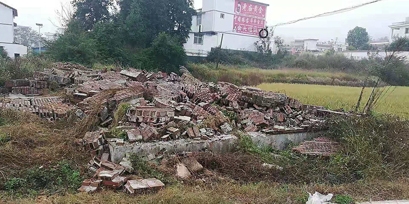 兒子的房屋被鄉(xiāng)政府拆除 江西贛州七十歲老人服毒死亡