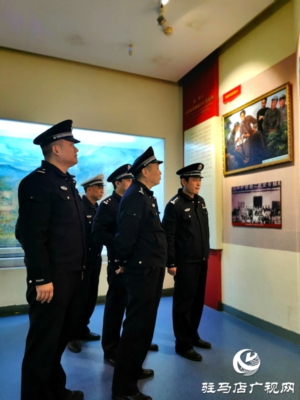 雪松派出所赴竹溝開展主題教育活動(dòng)