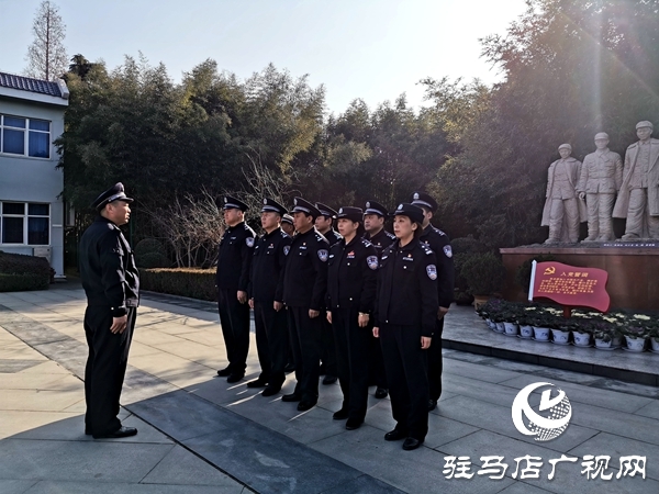 雪松派出所赴竹溝開展主題教育活動(dòng)