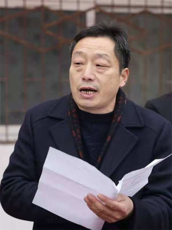 駐馬店市企業(yè)家協(xié)會2020年走進(jìn)上蔡縣郝莊村舉行精準(zhǔn)脫貧愛心超市捐贈儀式