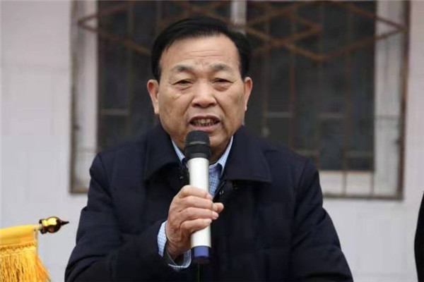 駐馬店市企業(yè)家協(xié)會2020年走進(jìn)上蔡縣郝莊村舉行精準(zhǔn)脫貧愛心超市捐贈儀式