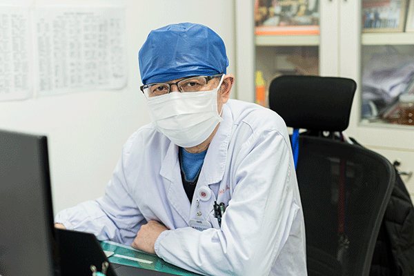 新冠肺炎遇上流感季，該如何區(qū)分？