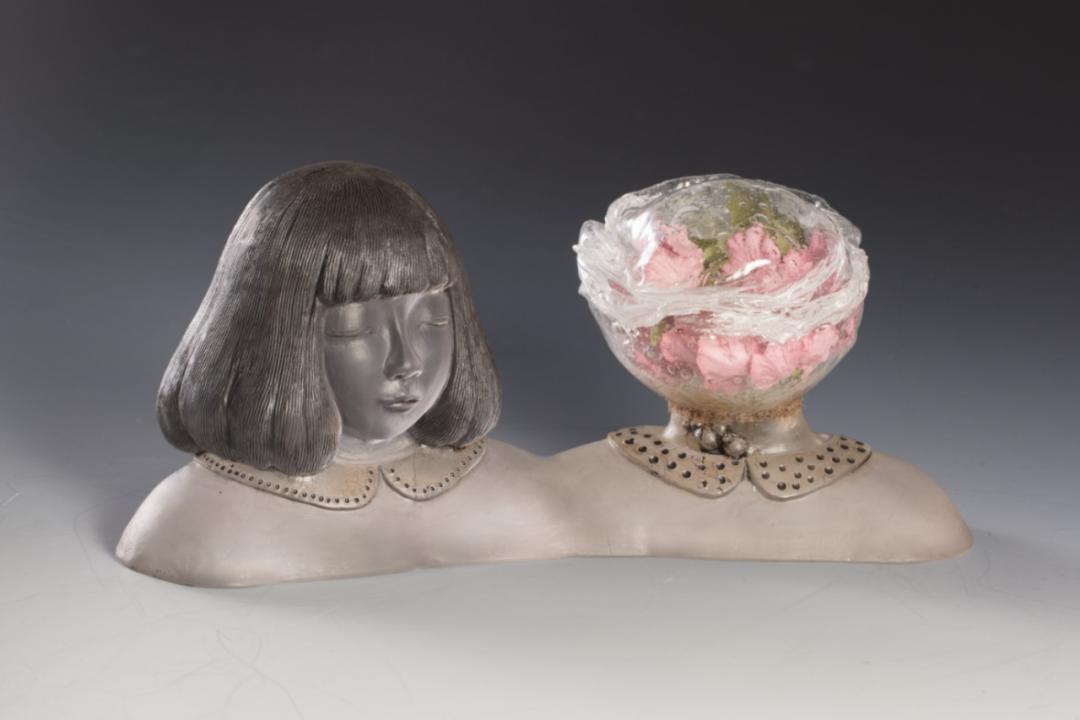 85后中國(guó)姑娘玩玻璃震驚日本，斬獲藝術(shù)大獎(jiǎng)，驚艷數(shù)萬(wàn)網(wǎng)友：玻璃還能這么玩？ 