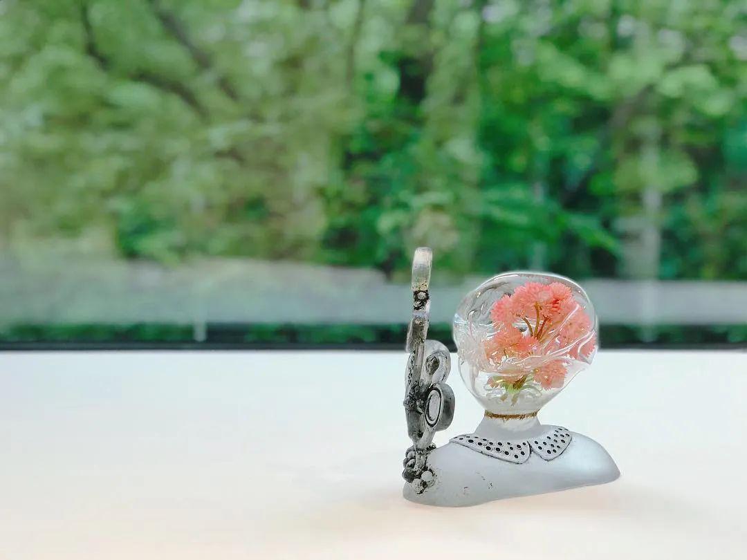 85后中國(guó)姑娘玩玻璃震驚日本，斬獲藝術(shù)大獎(jiǎng)，驚艷數(shù)萬(wàn)網(wǎng)友：玻璃還能這么玩？ 