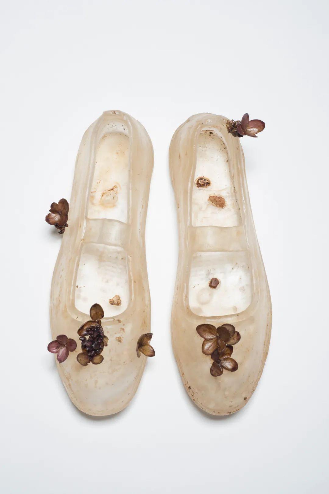 85后中國(guó)姑娘玩玻璃震驚日本，斬獲藝術(shù)大獎(jiǎng)，驚艷數(shù)萬(wàn)網(wǎng)友：玻璃還能這么玩？ 