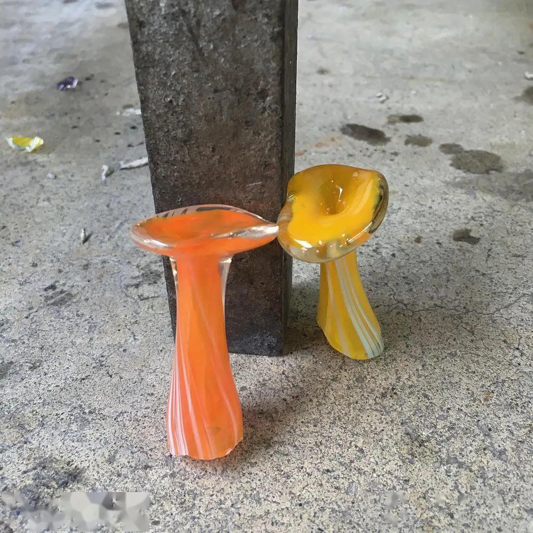 85后中國(guó)姑娘玩玻璃震驚日本，斬獲藝術(shù)大獎(jiǎng)，驚艷數(shù)萬(wàn)網(wǎng)友：玻璃還能這么玩？ 