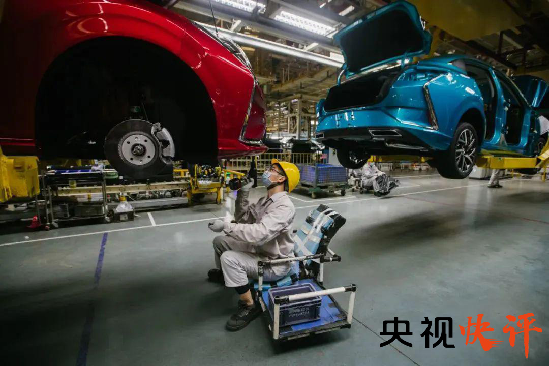 【央視快評】堅(jiān)持在常態(tài)化防控中加快推進(jìn)生產(chǎn)生活秩序全面恢復(fù)