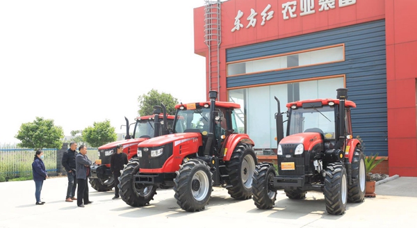 駐馬店市農(nóng)機(jī)市場(chǎng)迎來(lái)銷(xiāo)售旺季