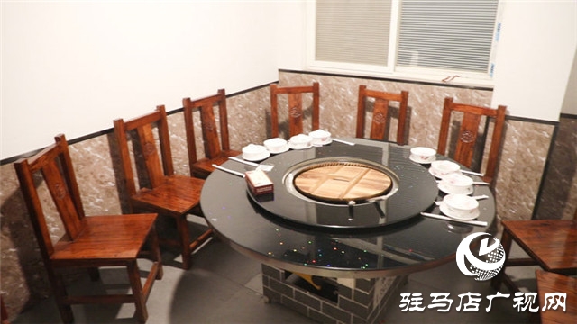 19.9元吃小龍蝦！三毛土鍋臺(tái)小龍蝦限時(shí)低價(jià)嘗鮮！快來燃爆你的味蕾！