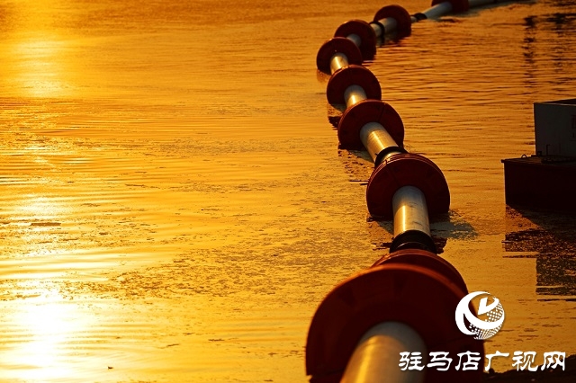高溫下最美的身影！五一期間宿鴨湖清淤擴(kuò)容正施工（組圖）